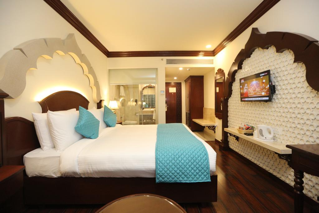 Comfort Inn Sapphire - A Inde Hotel Джайпур Екстер'єр фото